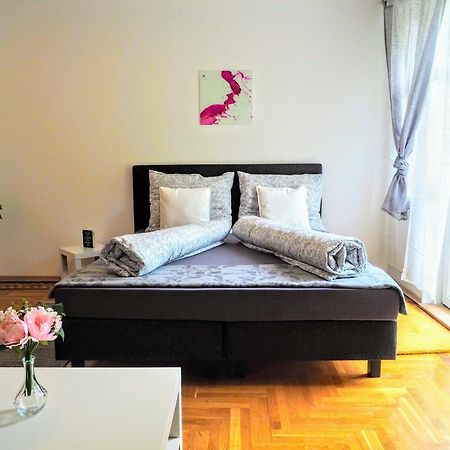 City Villa Schoenbrunn Apartments - Contactless 24H Check-In 비엔나 외부 사진
