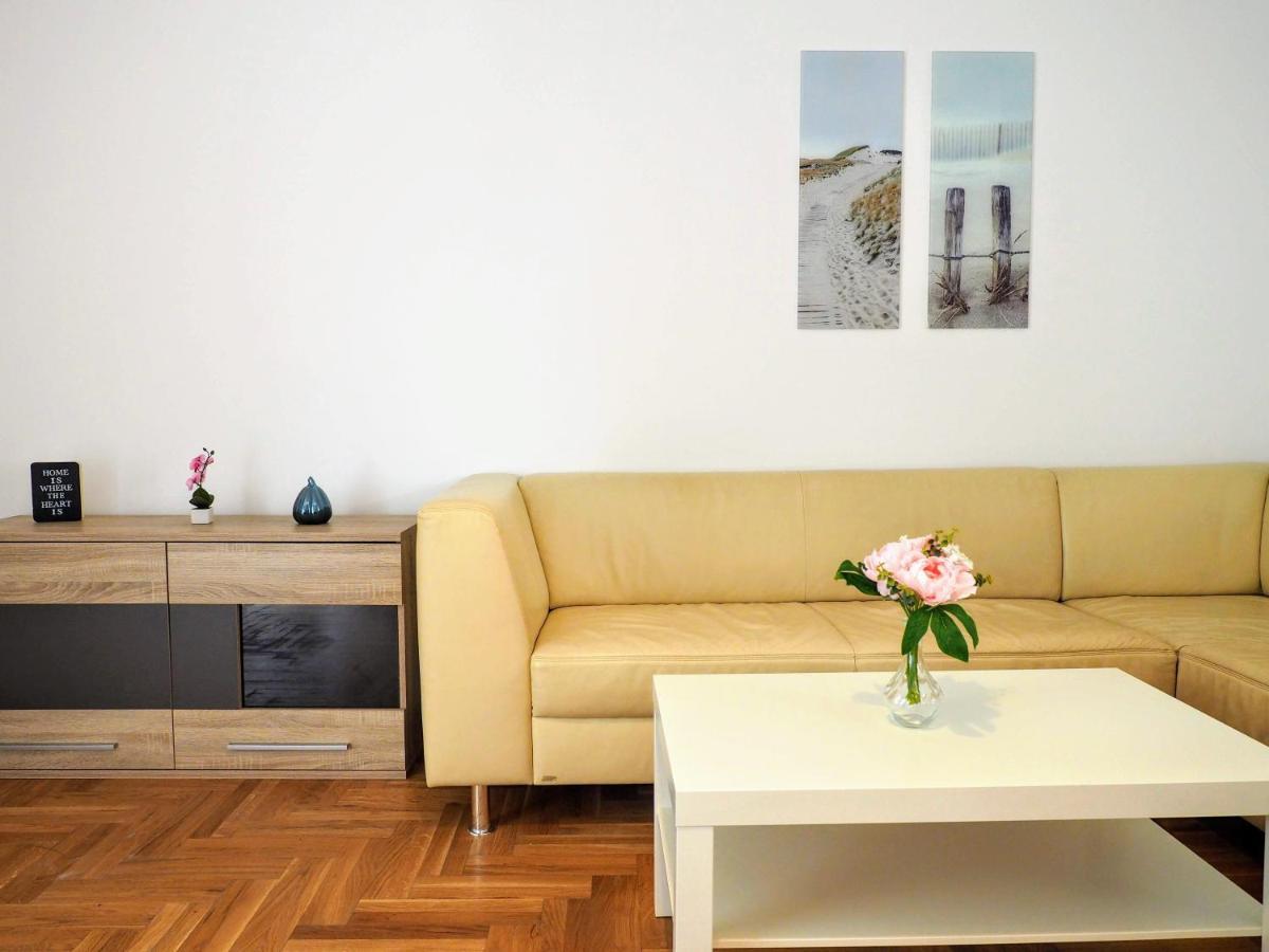 City Villa Schoenbrunn Apartments - Contactless 24H Check-In 비엔나 외부 사진