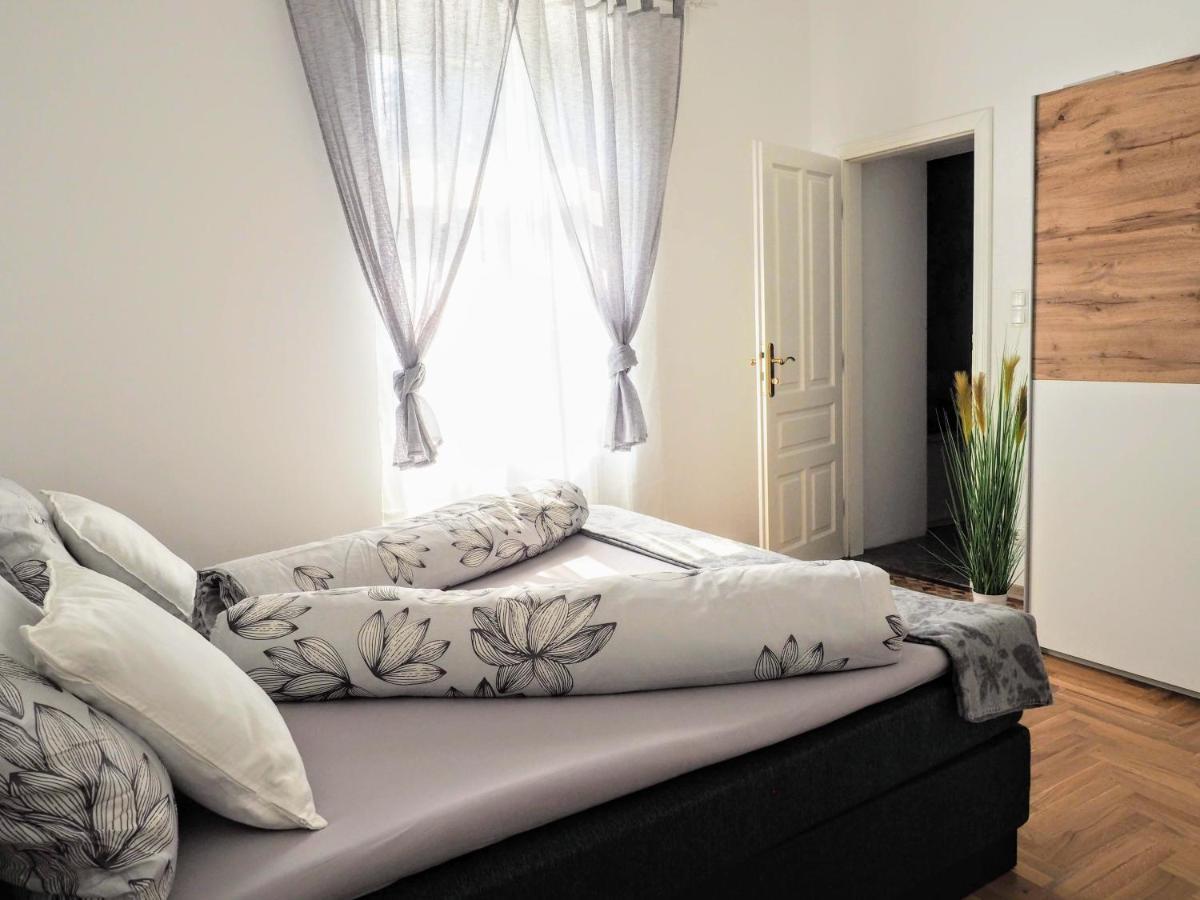 City Villa Schoenbrunn Apartments - Contactless 24H Check-In 비엔나 외부 사진
